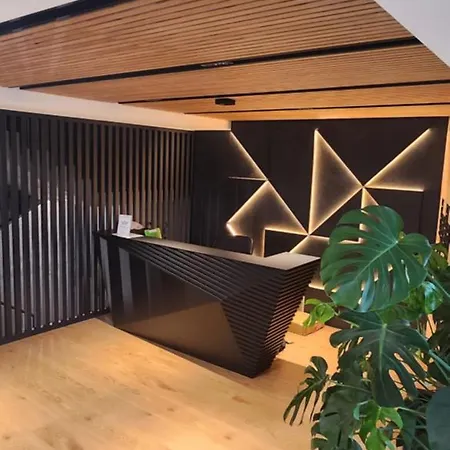 Appartamento Vistula Loft , Spa , Sauna & Swimming Pool, Free Parking! Cracovia